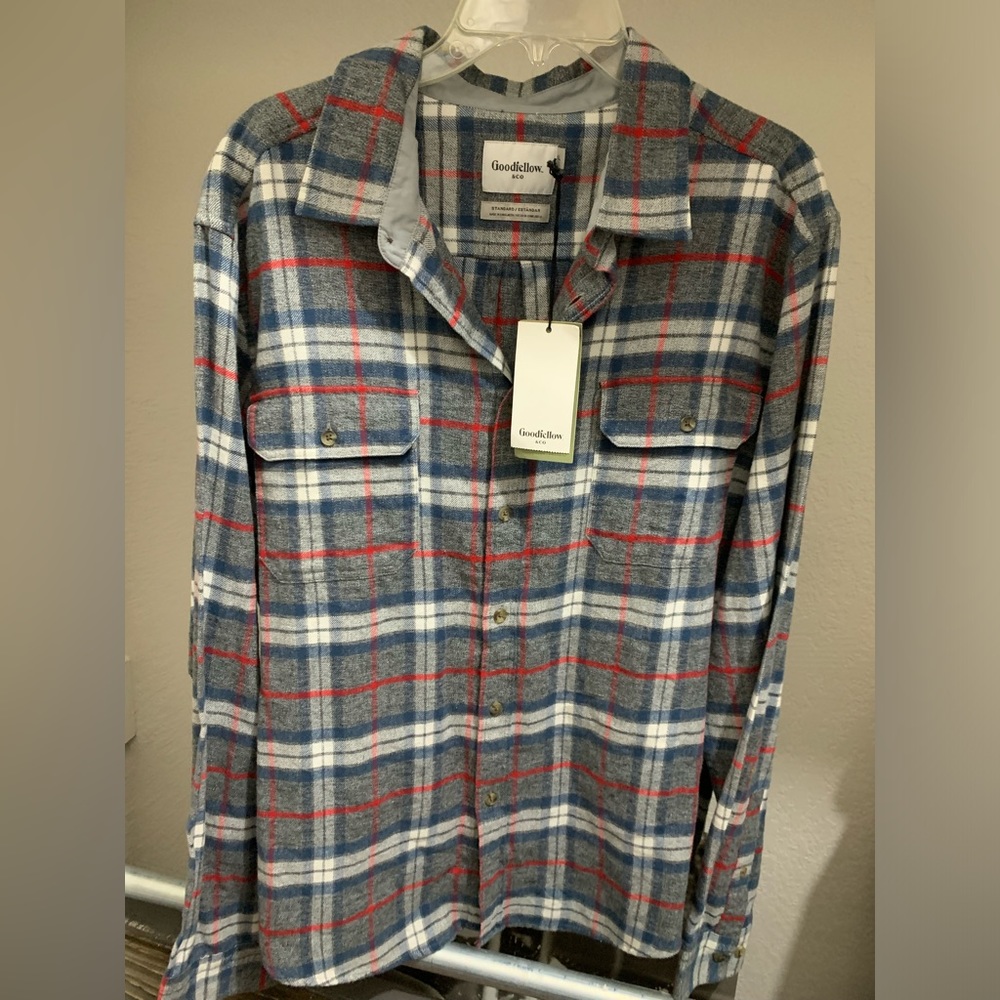 NWT Goodfellow & co Standard Fit Button down Comfy Shirt.  Size XL